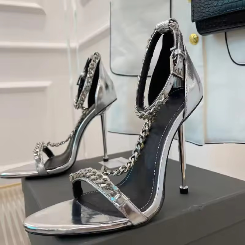 Designer Sandal Dress Heels Naked Padlock Pointy Toe Shape Party Women Buckle Ankle Strap Heeled High Heel Sandals Stiletto Wedding Shoes Sexy Metal Chain Sandals xx