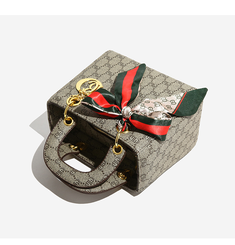 Free Shipping 2025 New Designer Bag High-end Retro Silk Scarf Printed Women's Handbag Trendy High-quality Shopping Bag