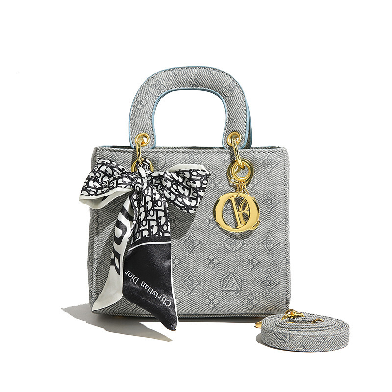 Free Shipping 2025 New Designer Bag High-end Retro Silk Scarf Printed Women's Handbag Trendy High-quality Shopping Bag