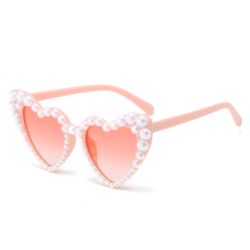 Womens Sunglasses UV Protection Diamond-Studded Heart-Shaped Heart-Spliced Trendy Personality Moissanite Sunglasses