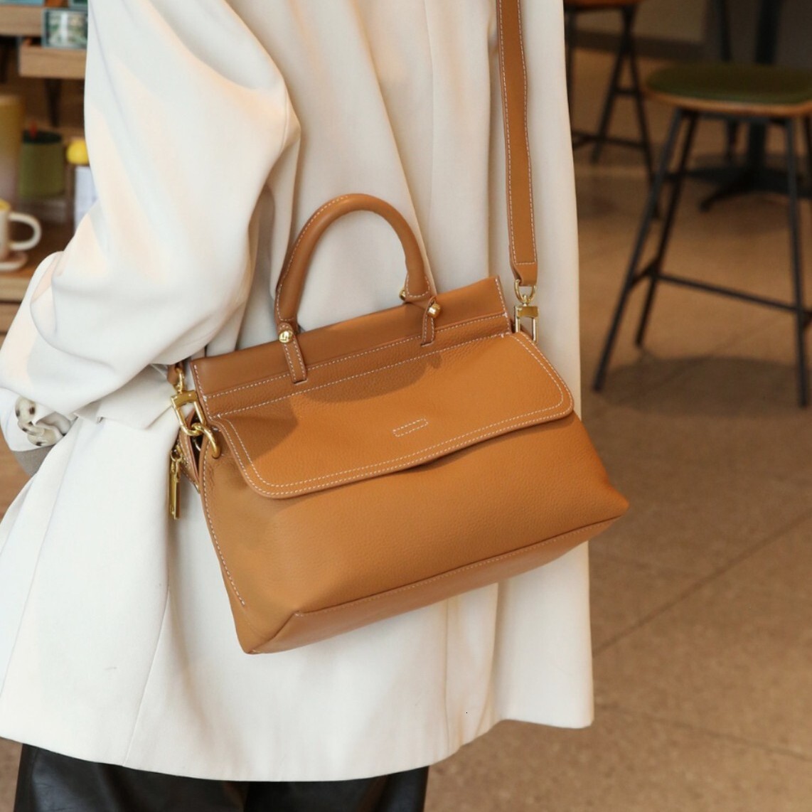 Free Shipping Designer Bags Top Layer Cowhide Women's Handbag Luxury 2025 New Genuine Leather Crossbody Messenger Bag Commuter Large Capacity Sho