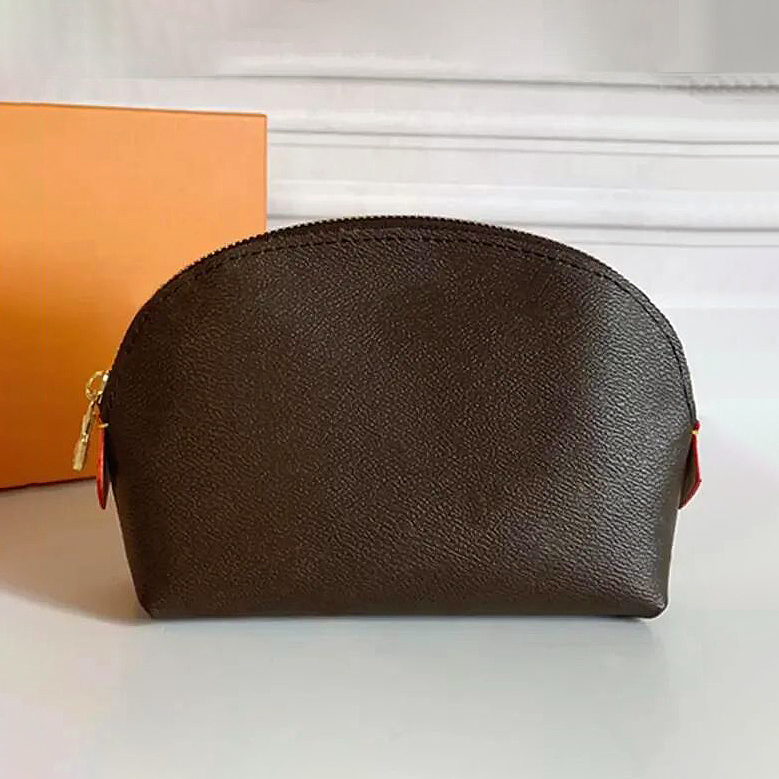 Designer Bag Cosmetic Bag Luxury Clutch Genuine Leather Women's Makeup Bag Denim Toiletry Bag Zipper Pouch Stylish Women's Travel Cosmetic Organizer