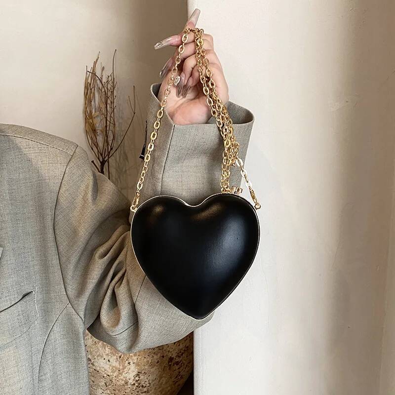 DHSM Heart Shaped Fashion Clutch Evening Female Designer Shoulder Bag High-Grade Wedding Party Lovely Mini Chain Purse