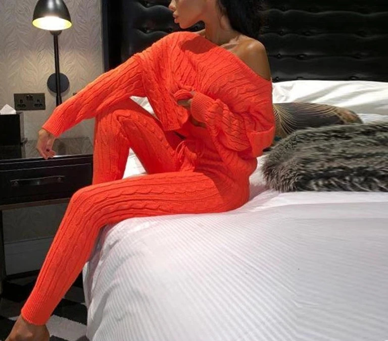 Womens Two-Piece Set Round Neck Woolen Long Sleeved Suit Sweater Simple and Personalized Casual Retro Two-Piece Set 250619