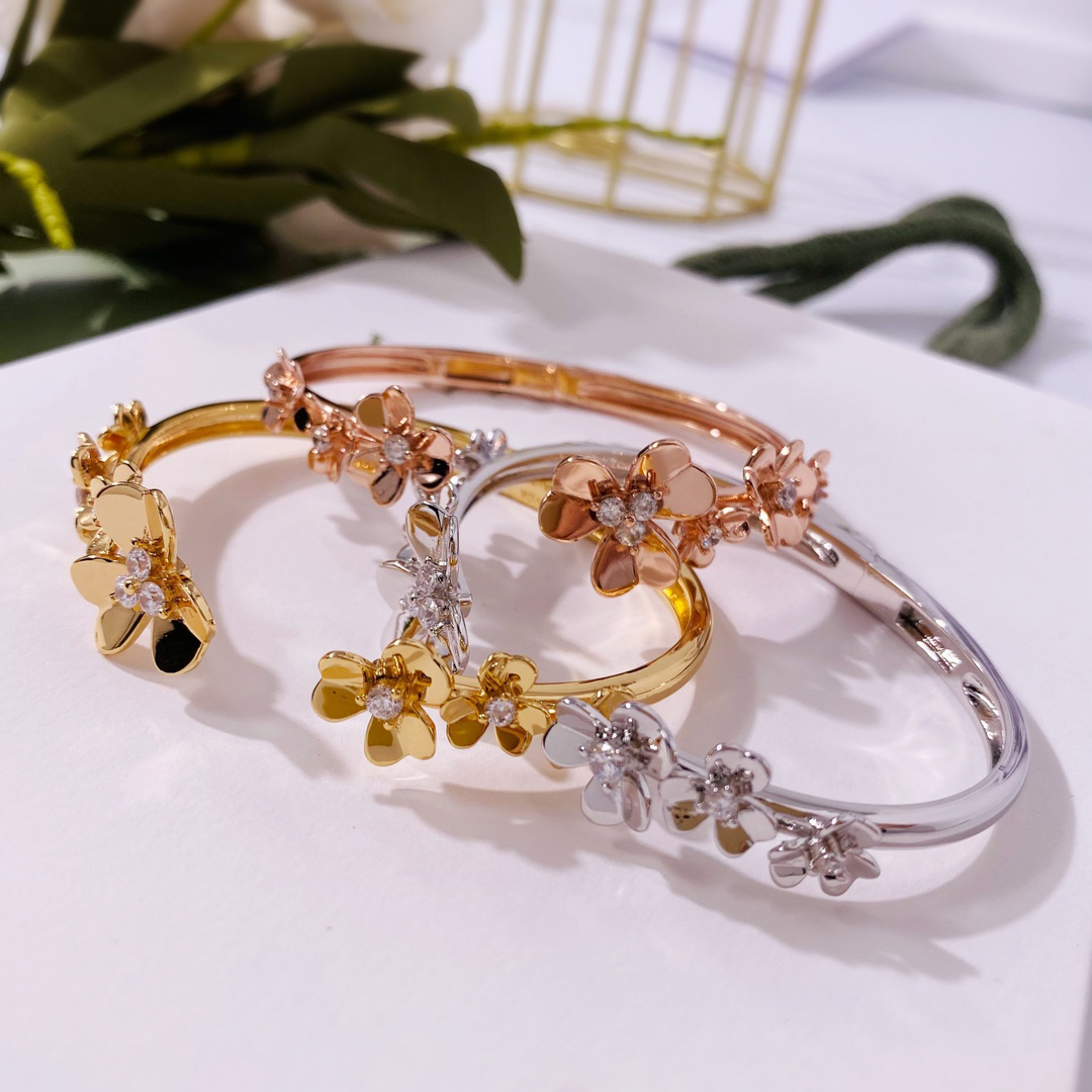 four leaf clover bangle Made of natural shells and natural agate Gold Plated 18K designer for woman T0P quality classic style jewelry exquisite gift 007