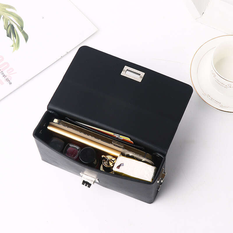 Summer for Women New Trendy Chain Small Square Korean Version Exquisite Versatile Crossbody Phone Bag