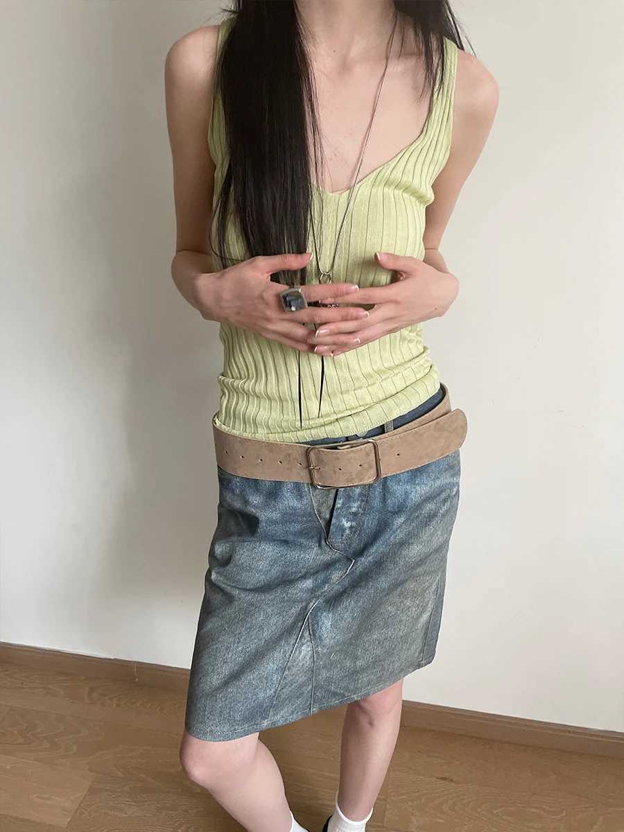 Vintage Maled Brown Wide Belt For Women Waist Belt With Decorative Design For Skirts And Shirts Exclusive Minimalist StyleXJ250620