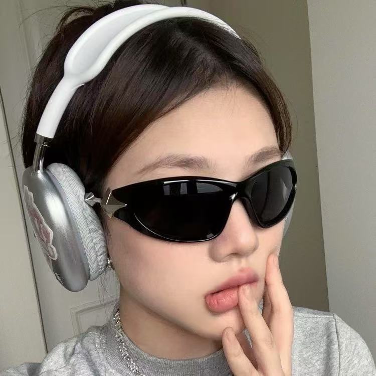 Designer sunglasses Cyber Wasteland Y2K Chrome Starburst Unisex Hip hop Sunglasses UV400 Holographic Future Tech Streetwear Statement Eyewea