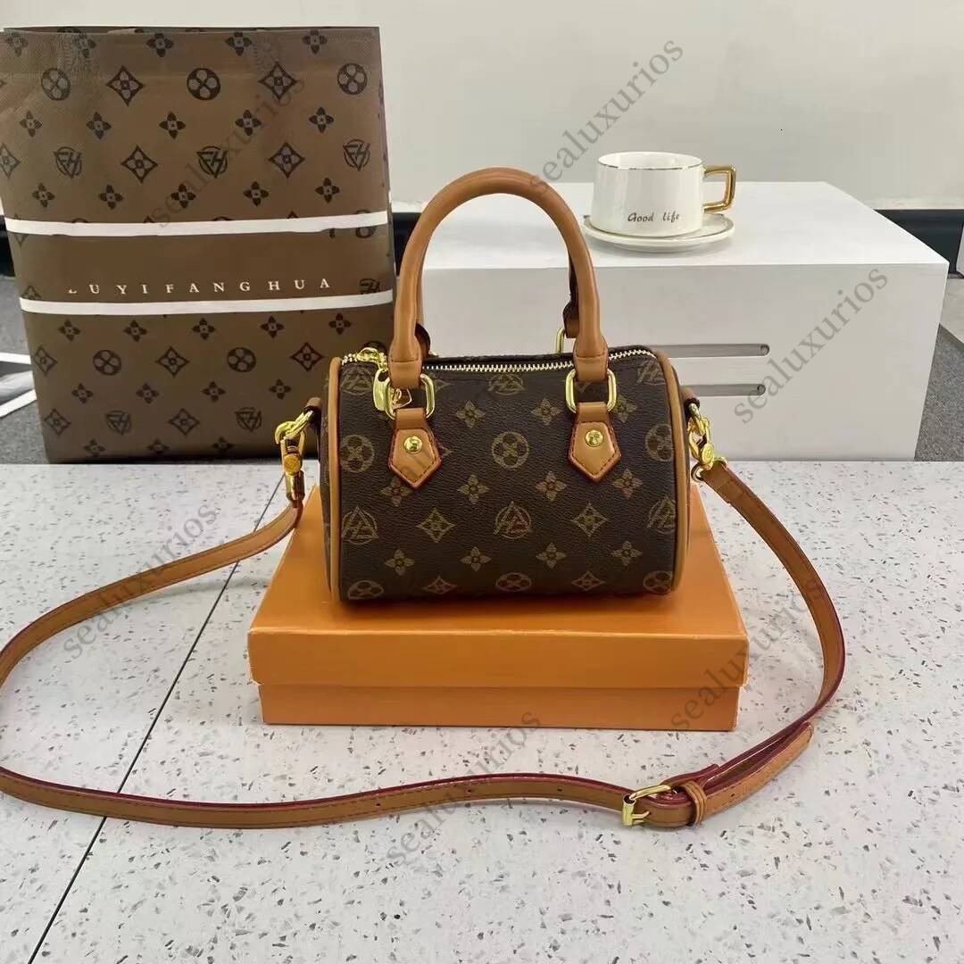 2025 New Designer Bag Luxury Bag Vintage Revival Mini Crossbody Bag 2025 - Structured Boston Shoulder Purse With Adjustable Chain, Women's Retro 
