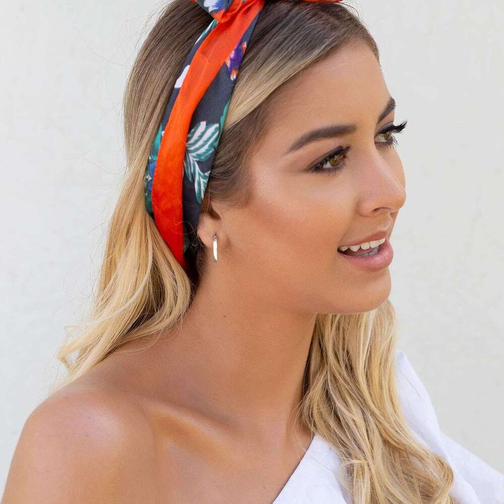 1 pair 14K Plated Post Lightweight Hoops 20mm - 30mm Earring | Gold Hoop Earrings Women, Prefect gift for Birthday/ Christmas/ New Year's Eve/ An