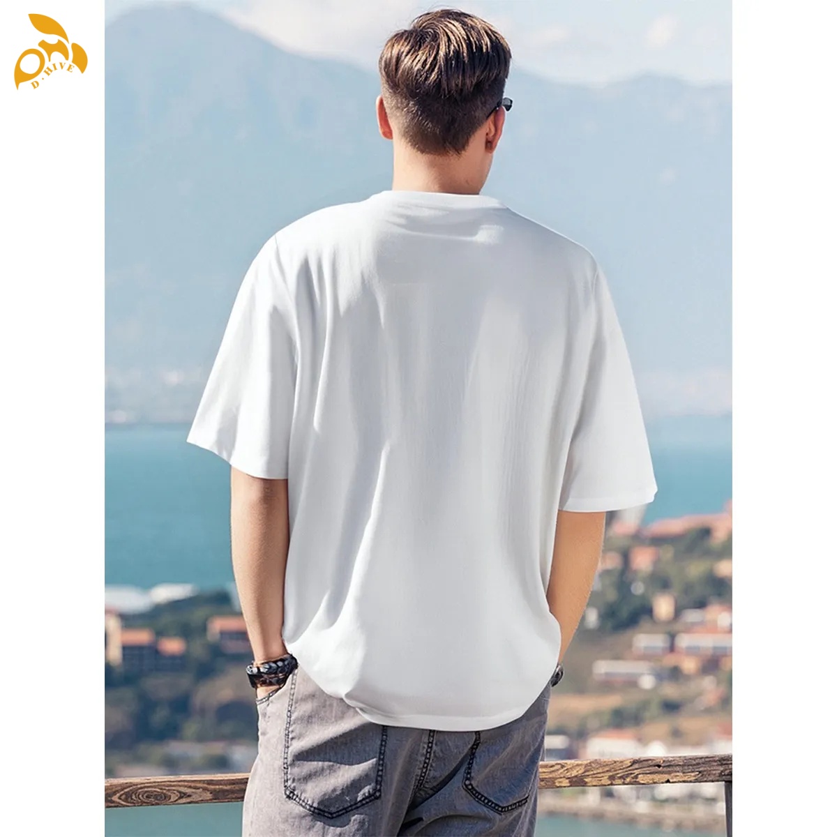 free shipping of customized American men's T-shirt 180GSM with exquisite patterns from US