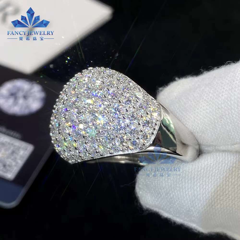 Hip Hop Jewelrys 925 Silver Brilliant Round Cut Moissanite Iced Out Ring D VVS1 Sparkling Gemstone Diamond Test Passes