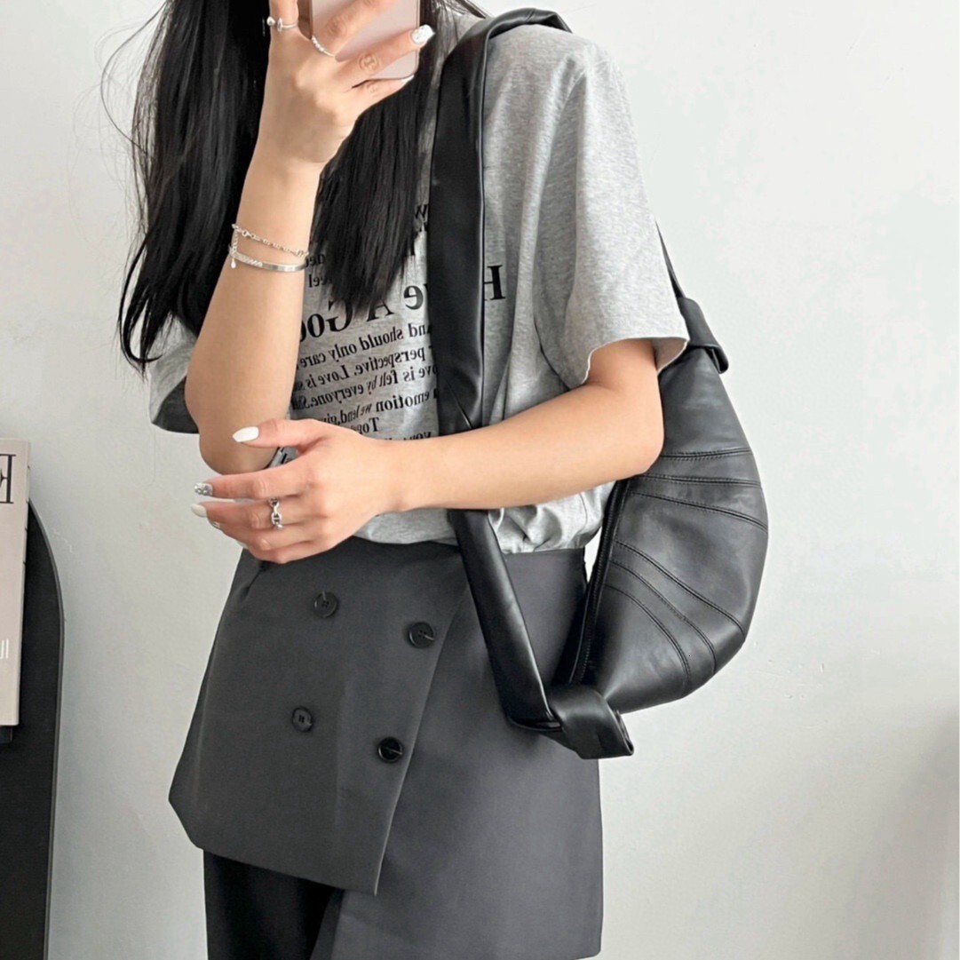 Free Shipping French Genuine Leather Women's Handbag Sheepskin Croissant Slanted Body Designer Luxurious Lazy Style Shoulder Bag Dumpling Bag