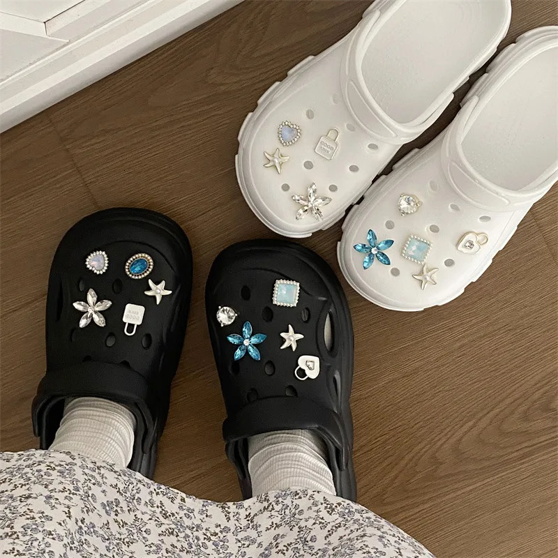 sense of cool in summer Shoe charms flower inlaid with diamonds three dimensional alloy Detachable Clogs accessories 250617