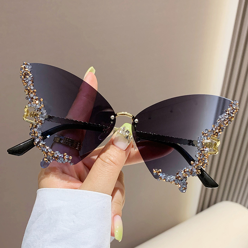 2025 new large frame diamond inlaid butterfly sunglasses for womens photography high-end water Moissanite diamond sunglasses
