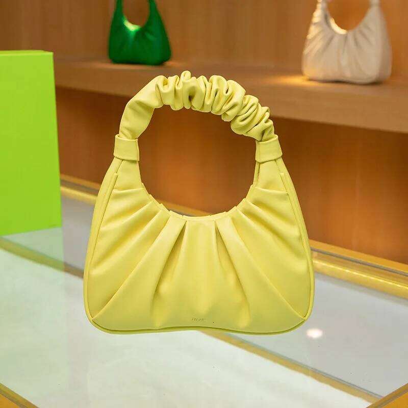 New Cloud With Niche Design, Pleated Bag, Fashionable Versatile, Hand-Held And Underarm Bag