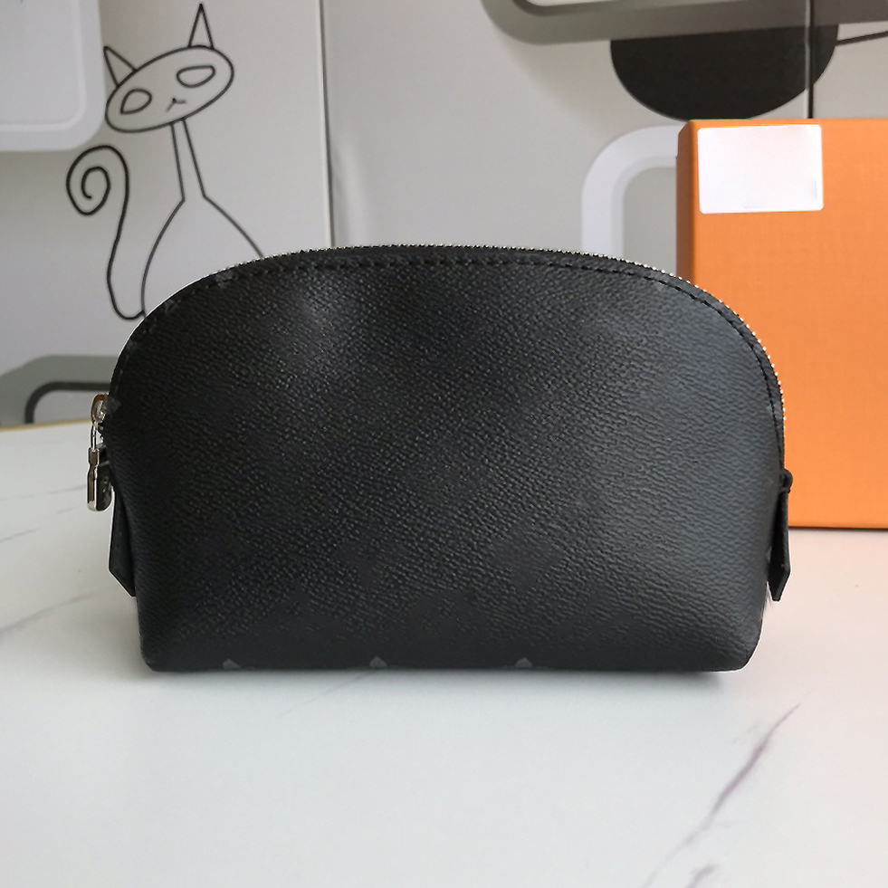 Designer Cosmetic Bag for Women Luxury Clutch Bag Cosmetics Pouch Denim Bag Toiletry Bag Lipstick Case Zippered Storage Pouch Travel Makeup Organizer