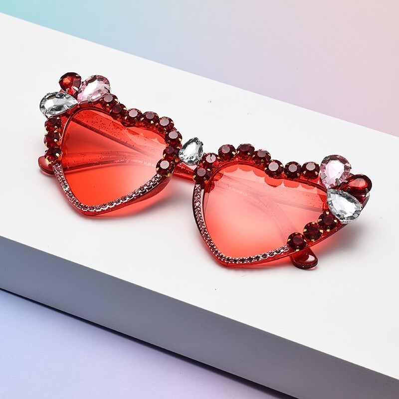 New Designer sunglasses Peach Heart Sunglasses Womens Cat Eye Glasses Moissanite Diamond Inlaid Love Sunglasses Trendy
