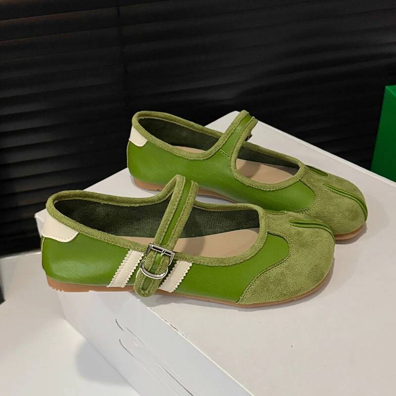 2025 Summer New Women's Shoes Flat Shoes Women's Casual Sandals Women's Summer Trend Ballet Shaped Women's Shoes Splicing Simple S