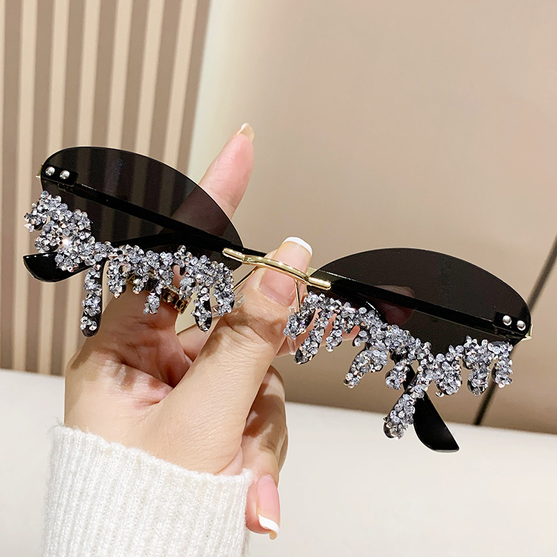 Designer sunglasses New Angel Tears Handmade Diamond Sunglasses Funny Photography Creativity Frameless Edge Cut Sunglasses