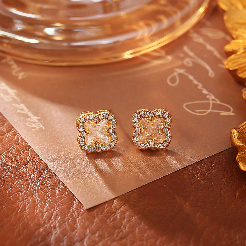 designer Exquisite Colorful Zircon Clover Fashion High-end Daily Versatile Temperament Sweet Cool Style Earrings