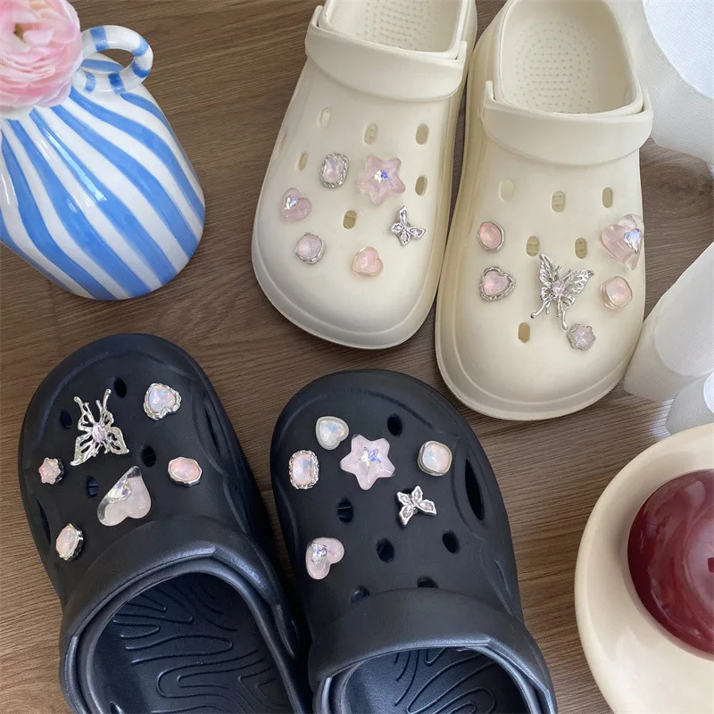 Summer pink ice through love shoes flower butterfly fantasy buckle hole shoes universal decorative Clogs accessories 250617