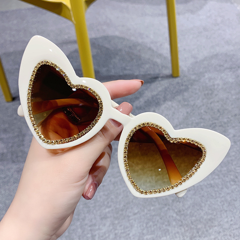 New Love Sunglasses Peach Heart Point Diamond Sunglasses Personalized Hand-made Diamond Heart-shaped Moissanite Glasses
