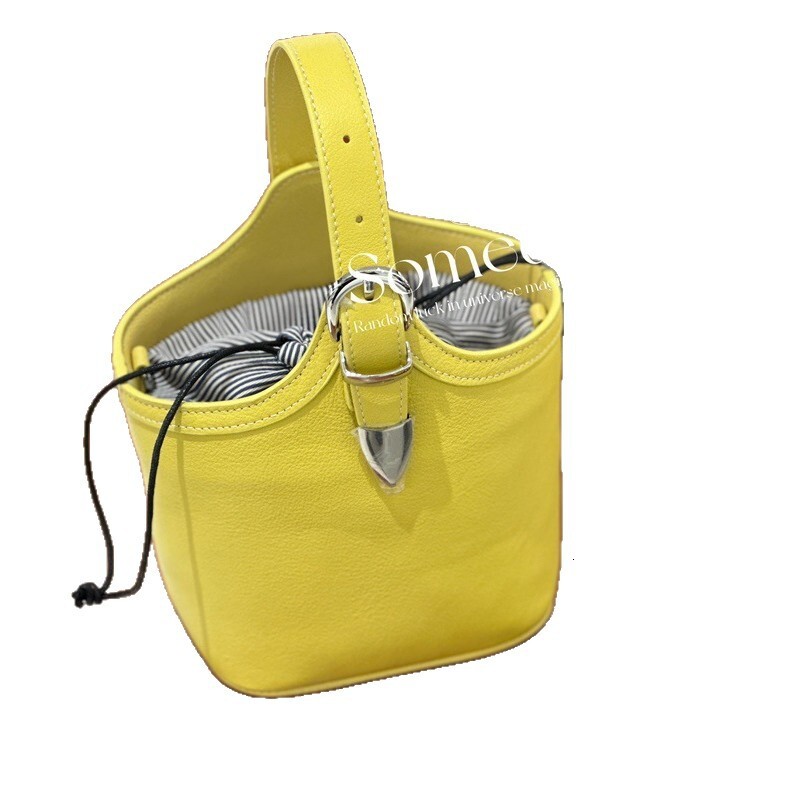 Free Shipping Designer Bags Genuine Leather Luxury Handbag Bucket Bag Retro Women's Tote Bag Commuter Shoulder Crossbody Bag Trendy Women's 