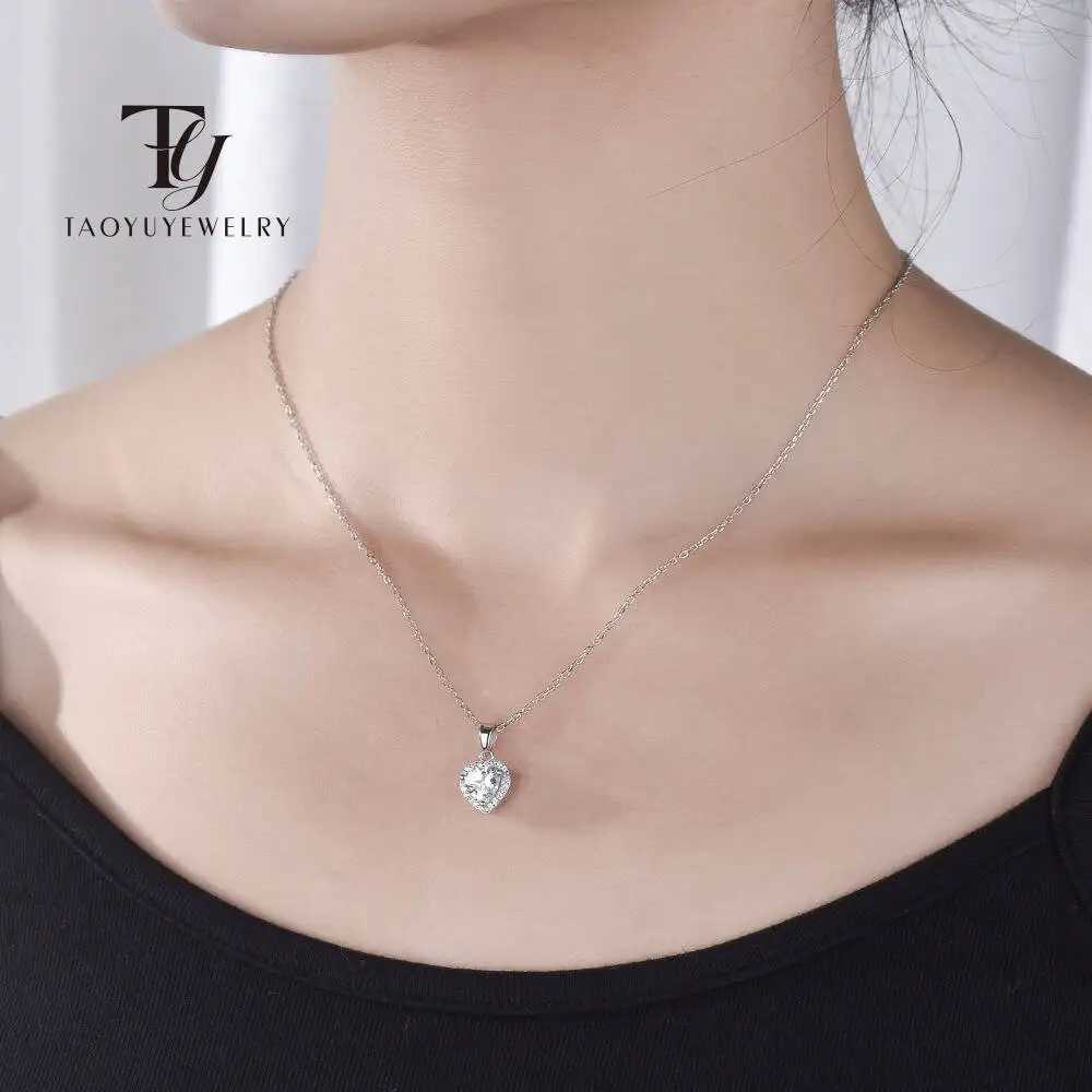 TY 1carat Moissanite Heart Pendant Womens Necklace D Color Real 925 Sterling Silver Necklace Shining Heart Valentines Day GiftXJ250620
