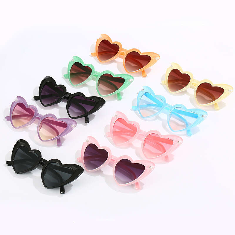 Fashionable Cut Surface for Women Candy Color Heart Shape Unique Trendy Sunglasses Glasses