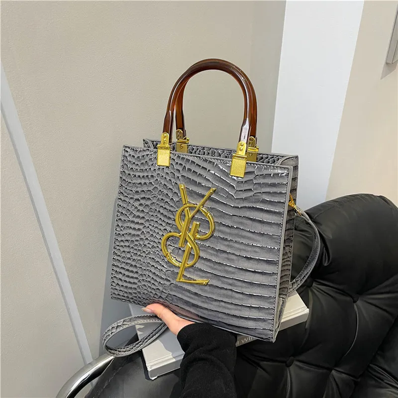Premium Crocodile Emed Tote New Womens Versatile Shoulder Shoulder Bag Crossbody Bag