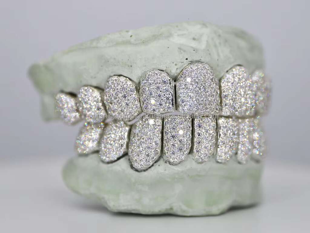 Premium Quality 10k Gold14k Gold and 18k Gold Metal Vvs Moissanite Studded Diamond Teeth Grillz
