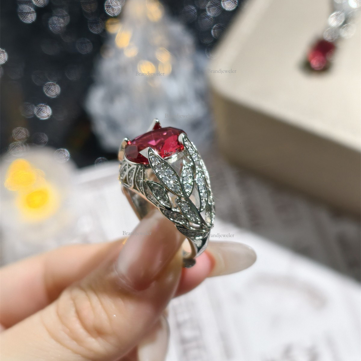 Designer Ladies' Necklace High-end Imitation Pigeon Egg Red Gemstone Free Delivery Inlaid Pendant For Women Light Luxury Open Ring And Earrings T