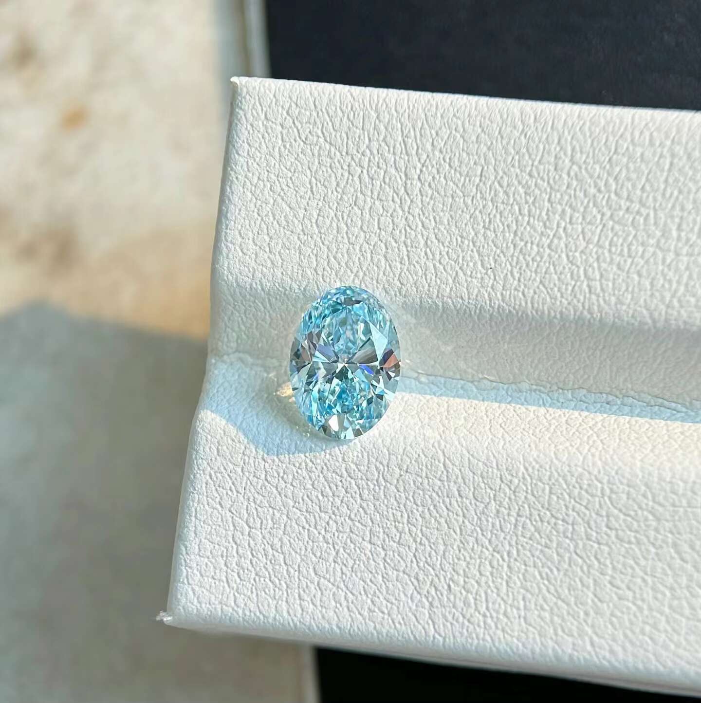 Blue Oval Cut 0.5carat- 2.5carat Lab Grown Diamond HPHT CVD Diamond Fancy Blue Color VVS VS 3EX Loose Diamond IGI GIA