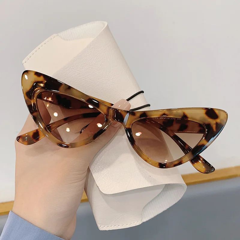 Fashion Vintage Cat Eye Sunglasse For Female Punk Sun Glasses Trending Sexy Ladies Shades UV400 250617