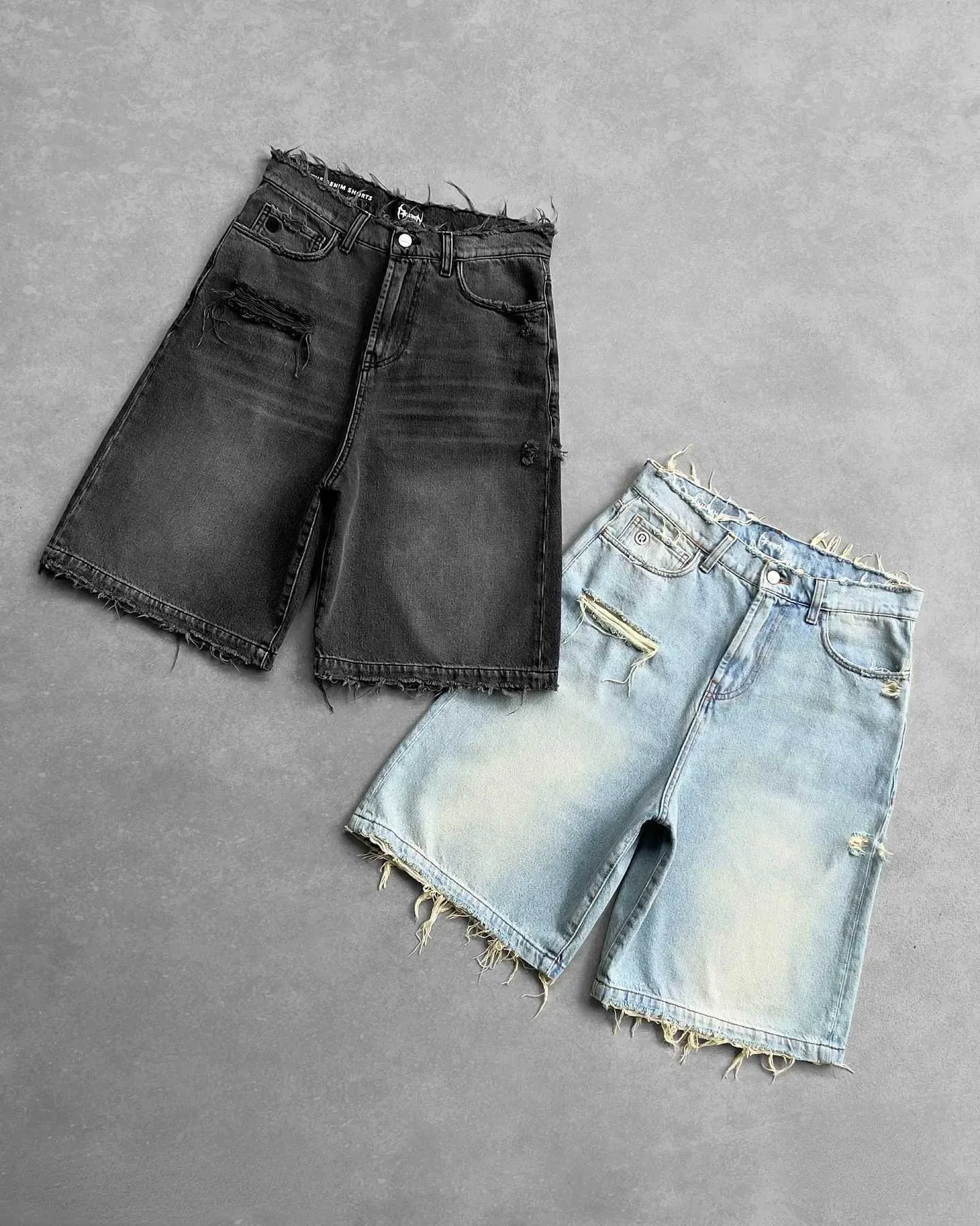 Designer Reaven High Quality Black Punk Washed Denim Shorts Mens Summer Hip Hop Ripped Hole Raw Edge Jorts Y2k Retro Street Jean ShortsXJ250117
