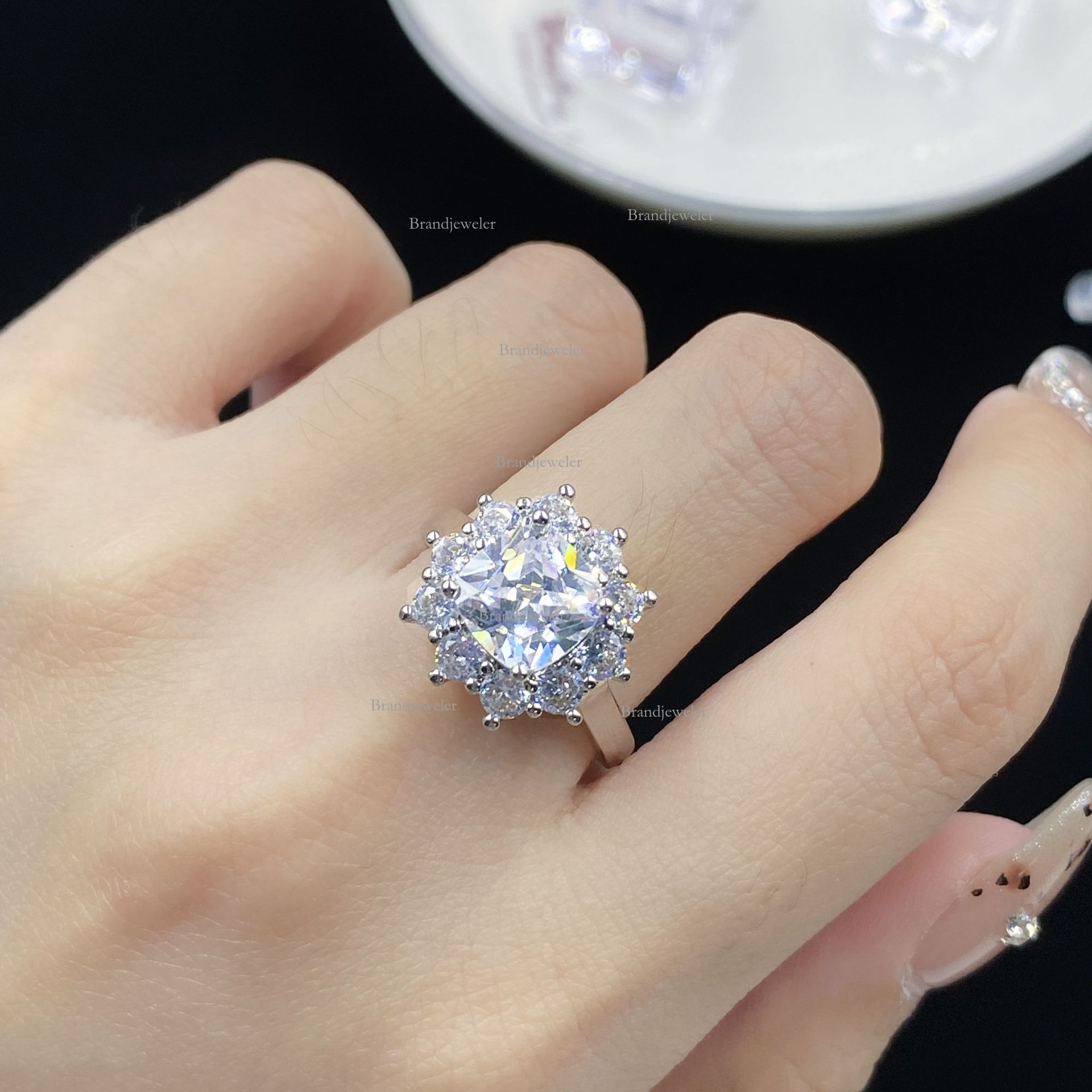 Sparkling Princess Cubic Zirconia Internet Celebrity Live Hot Sale New Open Ring Free Delivery For Women 2025S Model Designer Necklace Fashion Earring