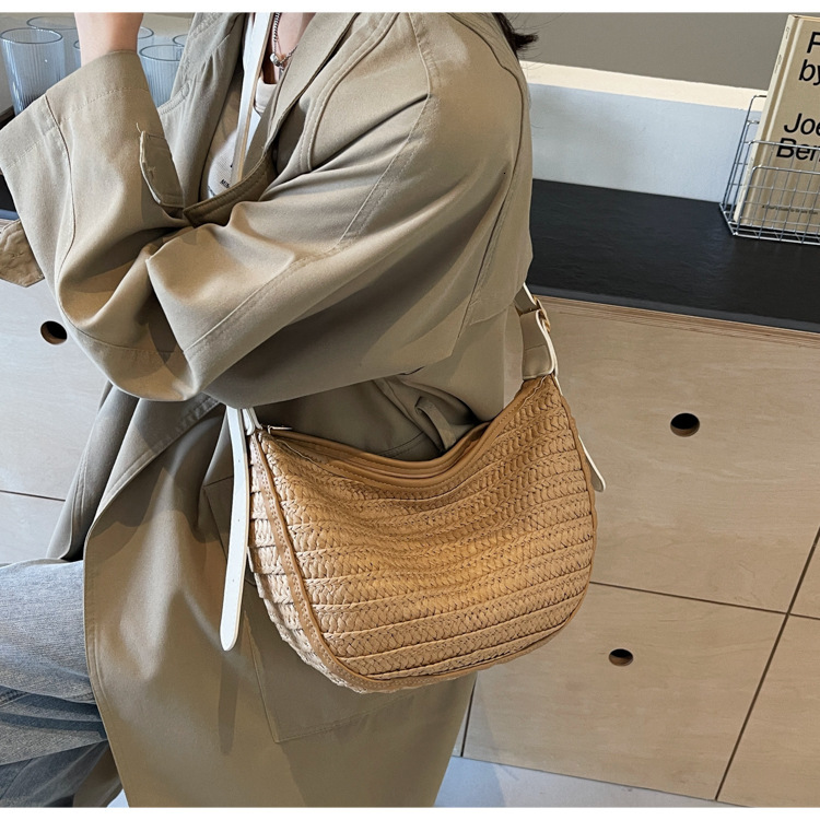 Free shipping designer Bag 2025 New Patchwork Woven Bag Shoulder Bag Straw Bag Summer Beach Bag Seaside Underarm Bag Dumpling Bag