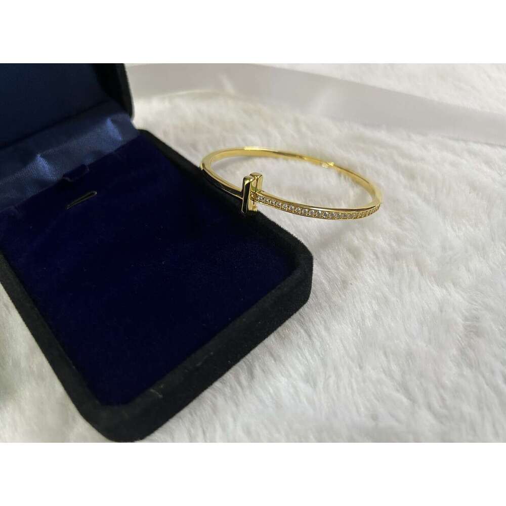 Brass High T1 Narrow Version Half Dia Women's Trendy Fashion Bracelet