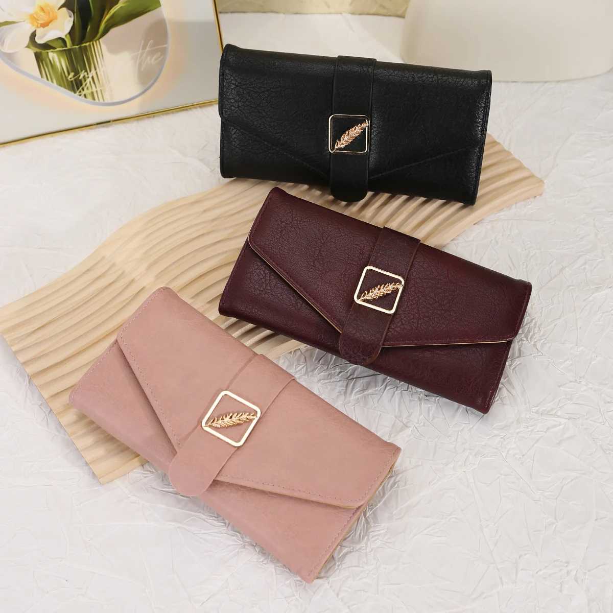 Womens Wallet Multi-functional Simple Large-capacity Long Leaf Button Simple Three-fold CluTCh Bag Z250621