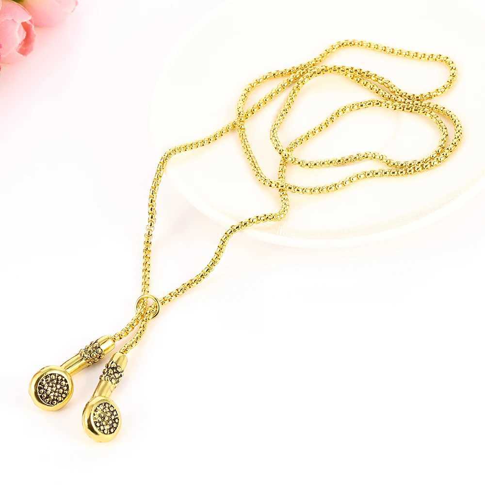 Fashion Necklace Hip-hop Kirsite Music Headphones Earbuds Pendant Metal Men Clothing Accessories Necklace Y250620