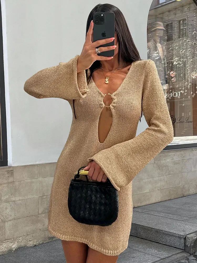 Sexy Flared Sleeve Slim Knitted Dress Autumn / Winter Womens Elegant V-neck Short Dresses A2917 250617