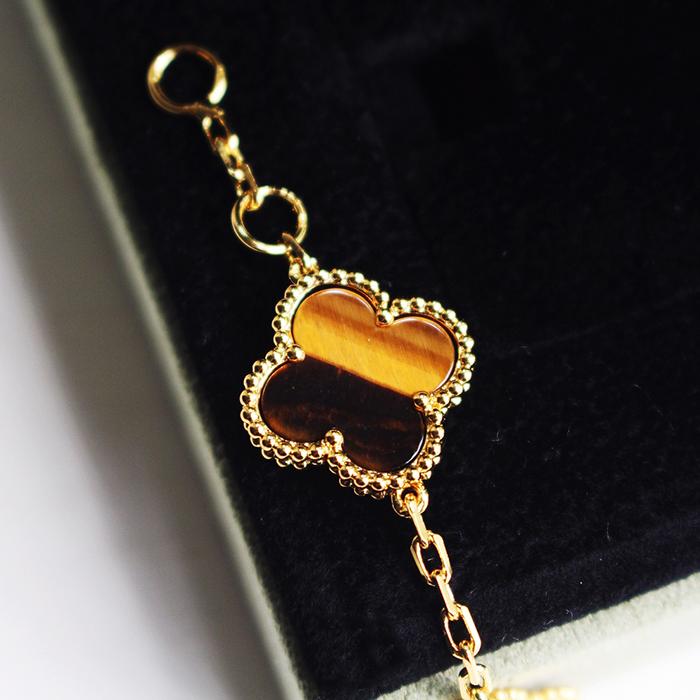 ADITA four leaf clover bangle Made of natural shells and natural agate Gold Plated 18K designer for woman jewelry highest counter quality with box 013