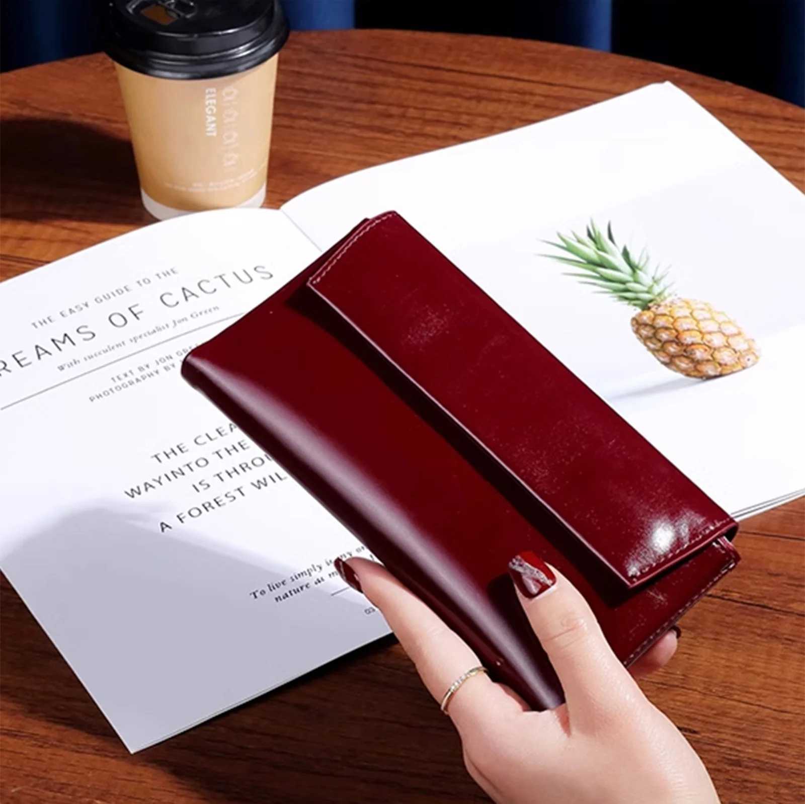 Women Genuine Leather Multi Card Slot Oil Wax Cowhide Long Small Cowhide CAsh Coin Purse Women Wallet Z250621