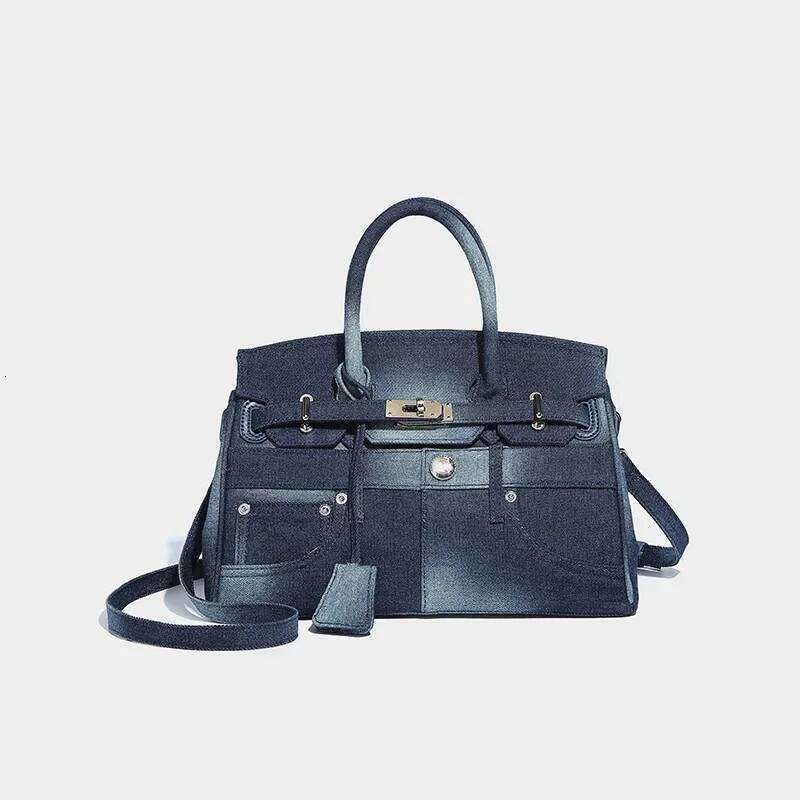 Hot Selling New Sweet Cool Ladies' Denim Handbag Designer Fashionable And Simple Underarm Crossbody Bags Single-Shoulder Bag
