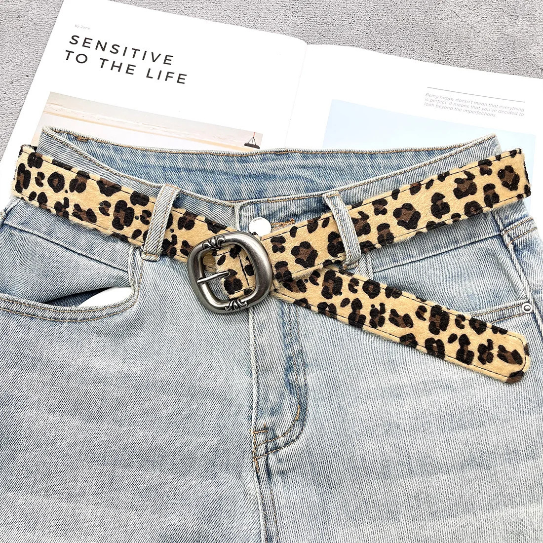 Punk Belts Vintage Engraved Buckle Leopard Print Beaded Sexy Belt Jeans Versatile Decorative Belt 250617