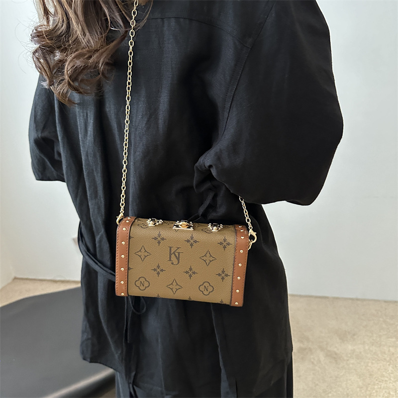 Free shipping new designer Shoulder Bags womans ladies flap lady fashion casual handbag Small square bag chain women crossbody Underarm box bag