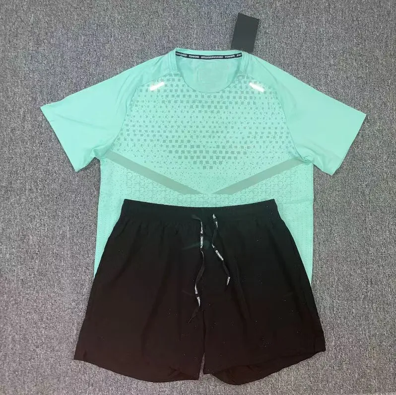 mens summer tracksuits tech set two-piece tracksuit sport fitness suit running shirt shorts quick-dry jogger sportswear reflective soccer jersey basketball t-shirt