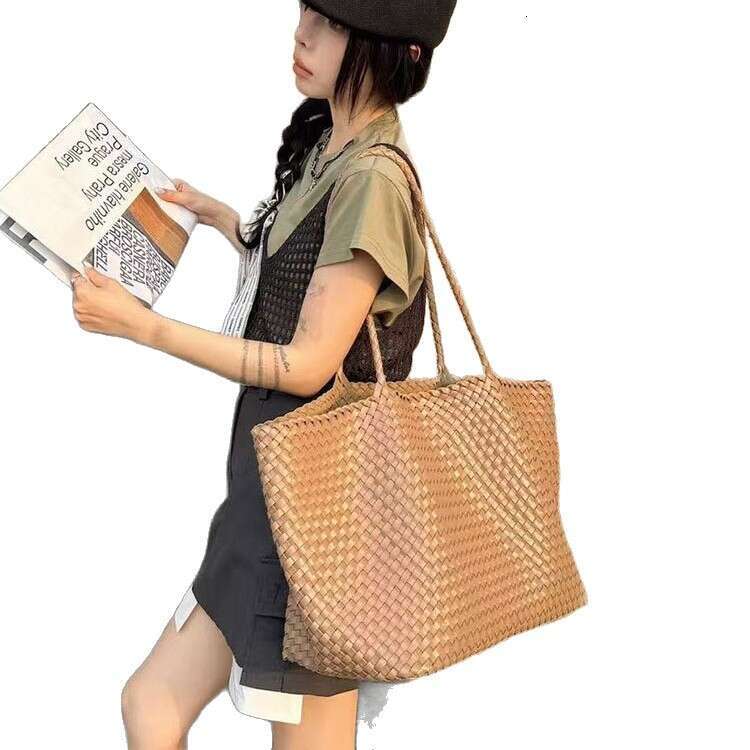 Designer bags Handbag shoulder bag hand woven beach bag women's tote bag leather bucket bag large capacity