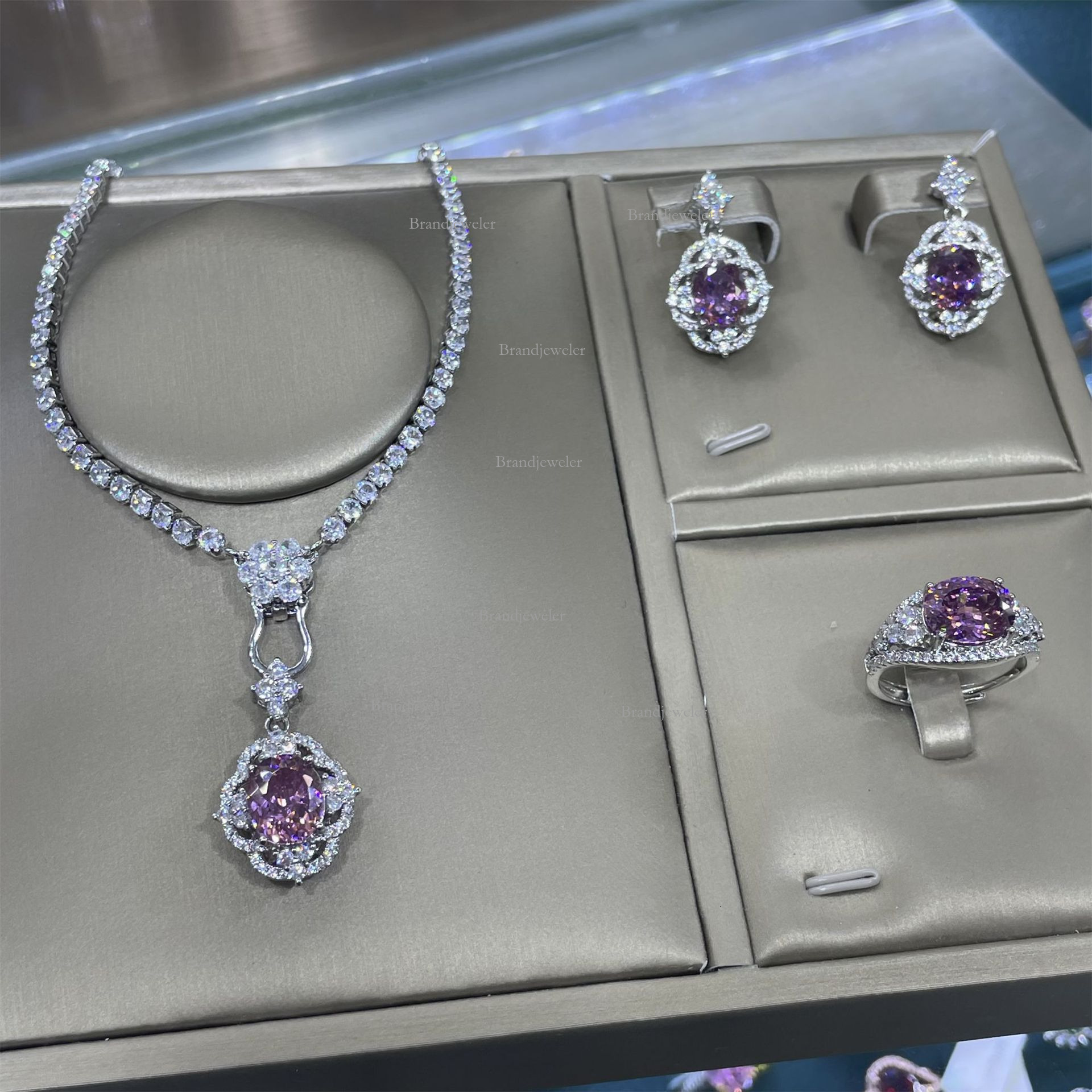 Cover Free Delivery 25 Designer Necklace New Model Starry Sky Cut Dried Rose Three-piece Set Full Diamond Luxurious Open Ring For Women Elegant Pendan